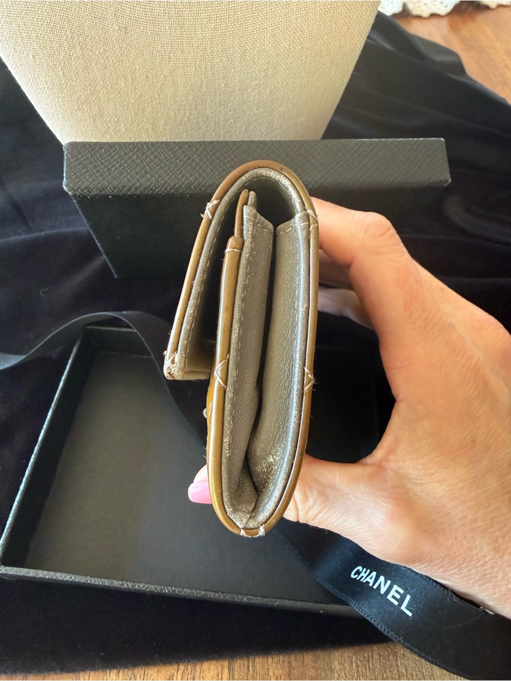 Chanel Quilted Patent Leather Compact Credit Card 💳 Wallet - Caramel Color - Picture 3 of 15